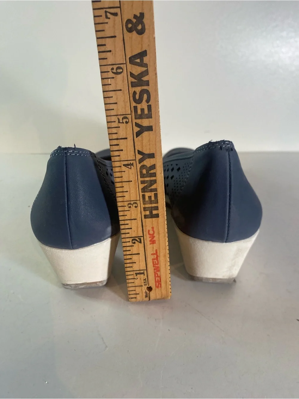 Naturalizer Brelynn Blue 2” Wedge Pump  Size 9M